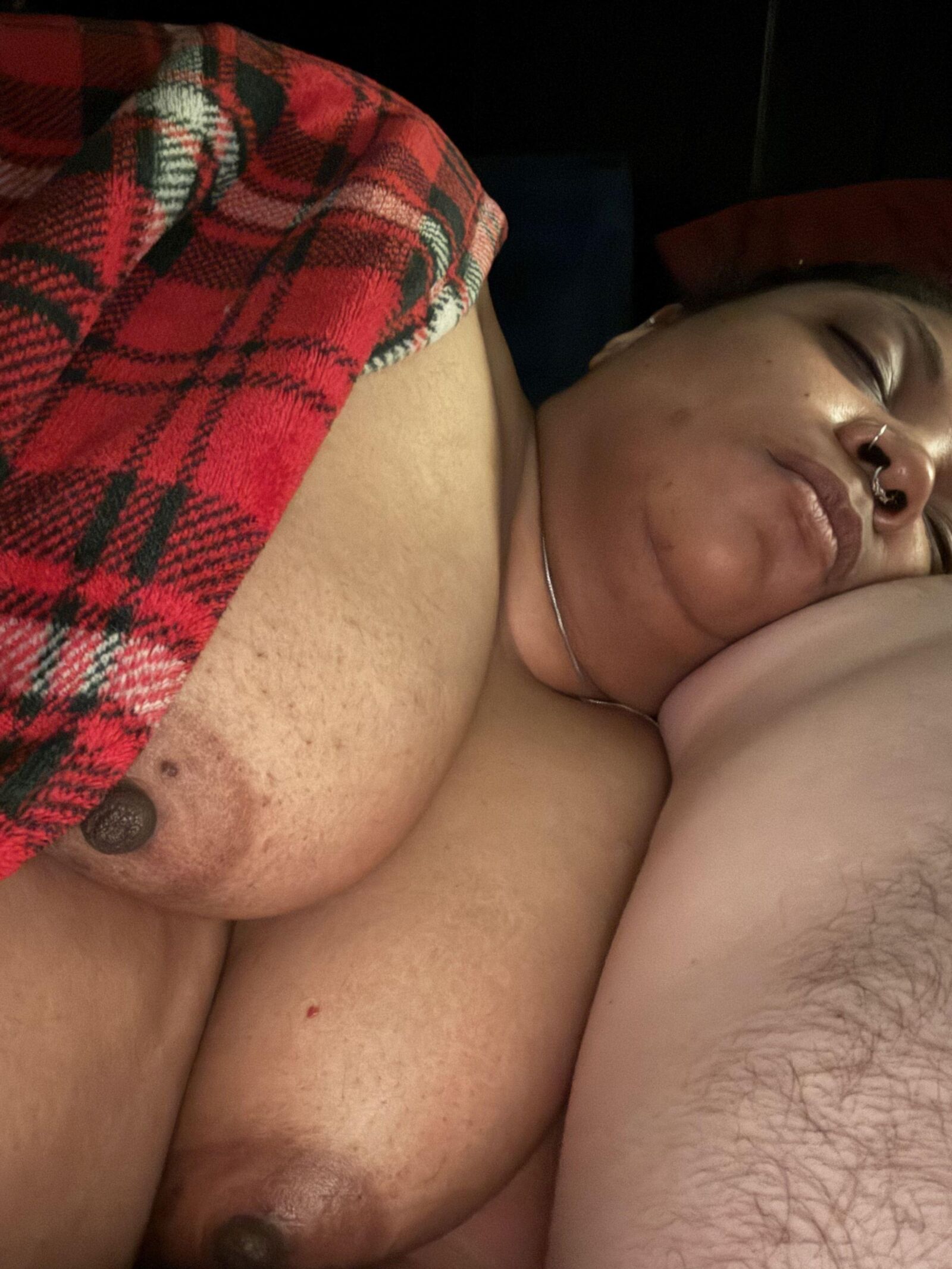 黒いBBW睡眠