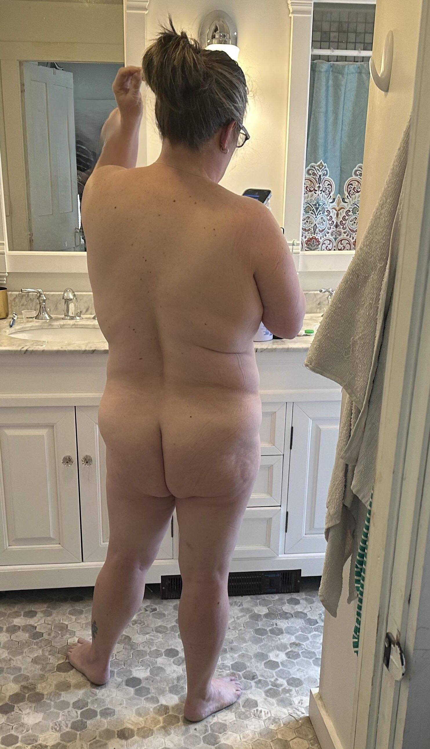 ジェニファーBBWの妻