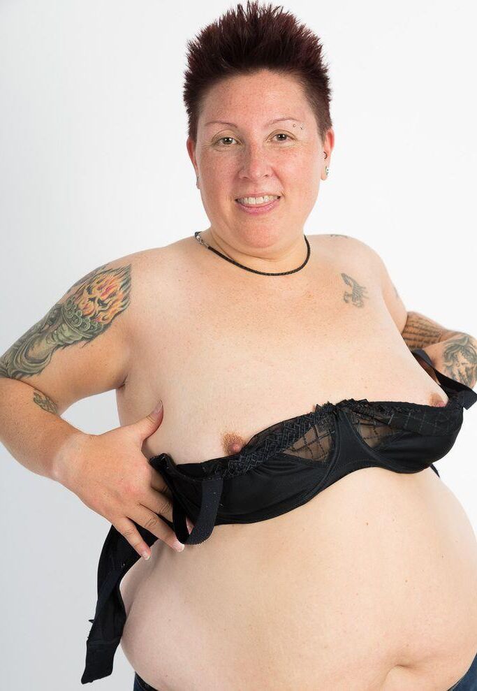 Splendide Truie Pour Saillie Grasse de Partout Sauf des Nichons
