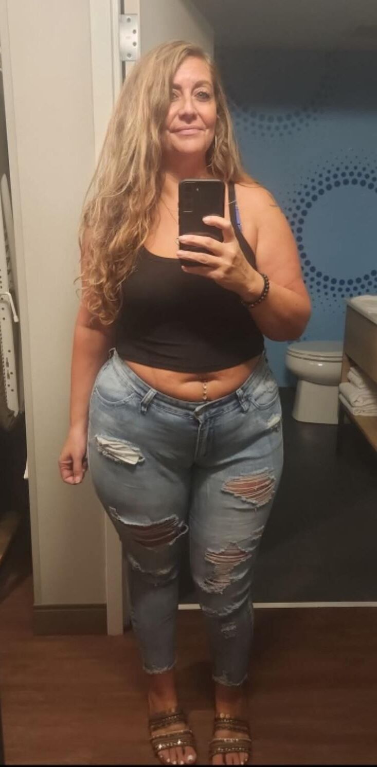 Joselin Chicana BBW Nalgonas