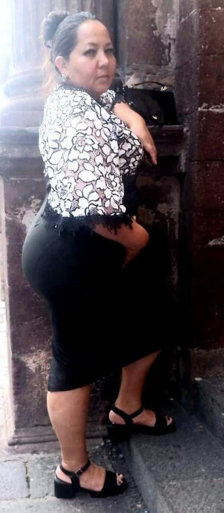 Joselin Chicana BBW Nalgonas