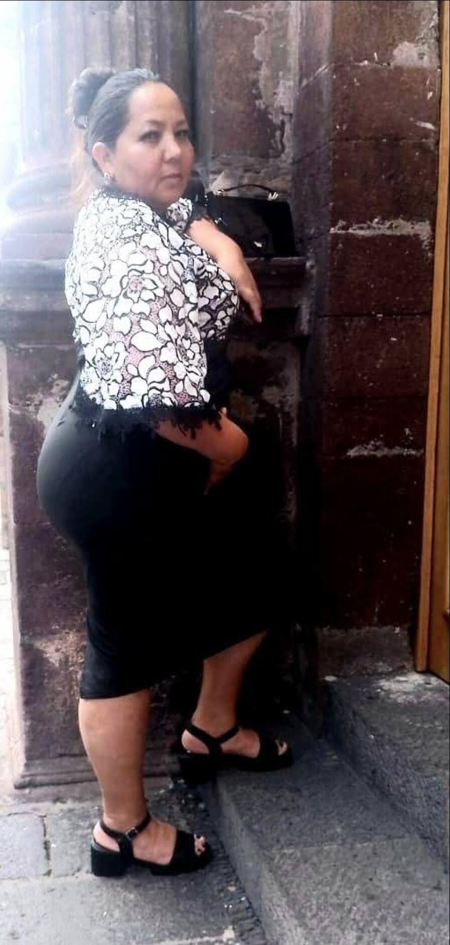 Joselin Chicana BBW Nalgonas