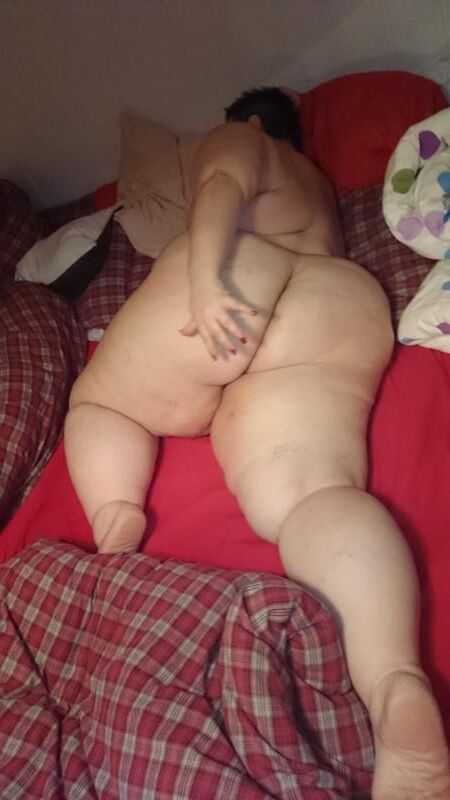Super Fette SSBBW Fickschlampe nackt im bett