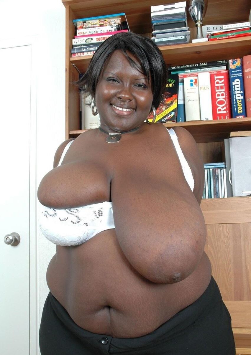 Les Splendides Gros Nichons Blacks de Mariana