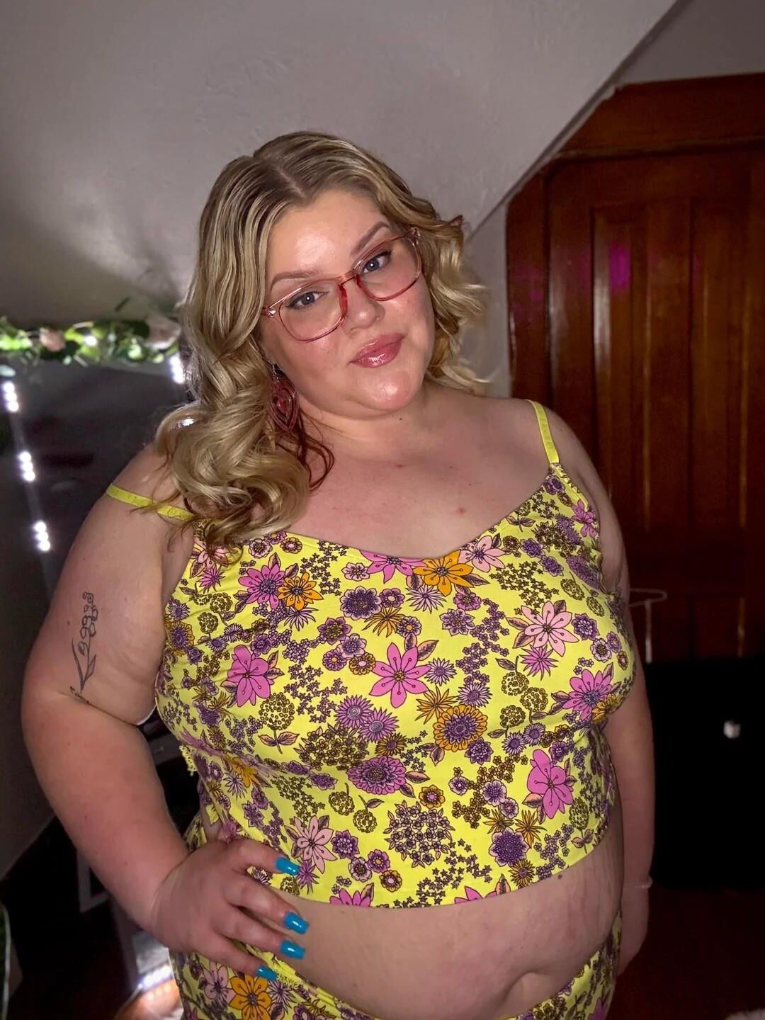 Malibu Belle Truie pour Saillie avec Moule Grasse et Fupa Dodu