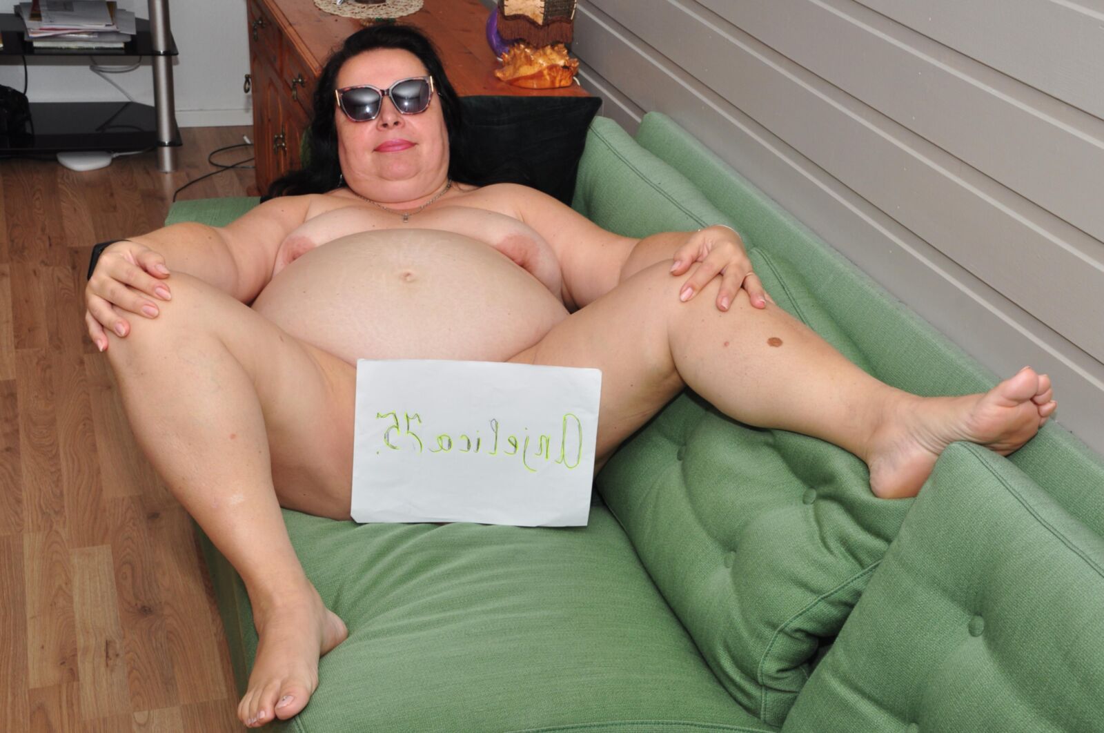 ME BBW, a esposa mostra -se.