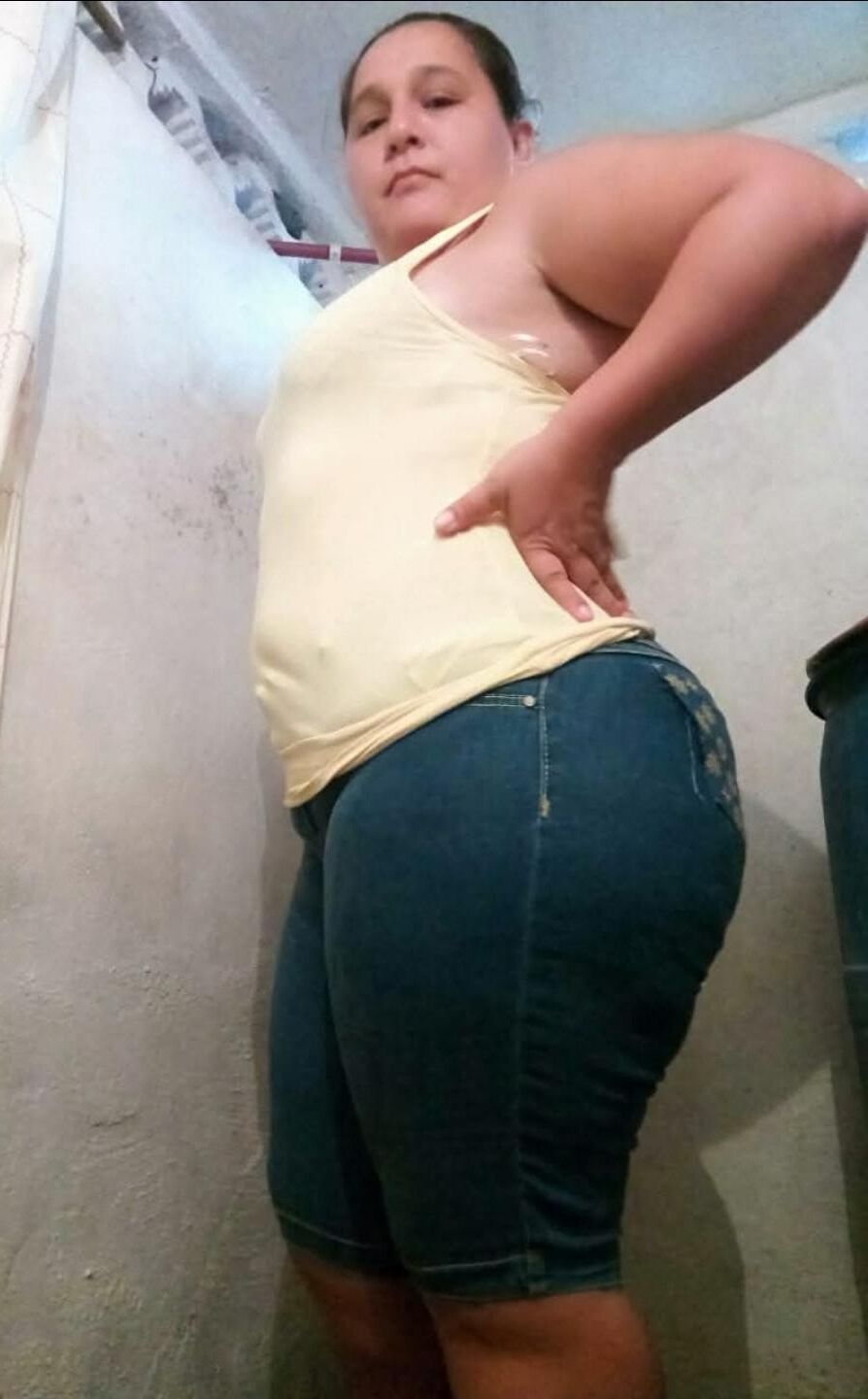 Joselin loka Bbw Nalgonas madura