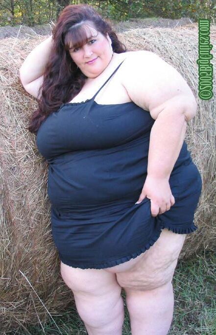 BBW Melonie Fat Roll Perfection