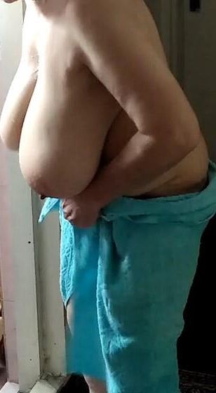 BBW moms 