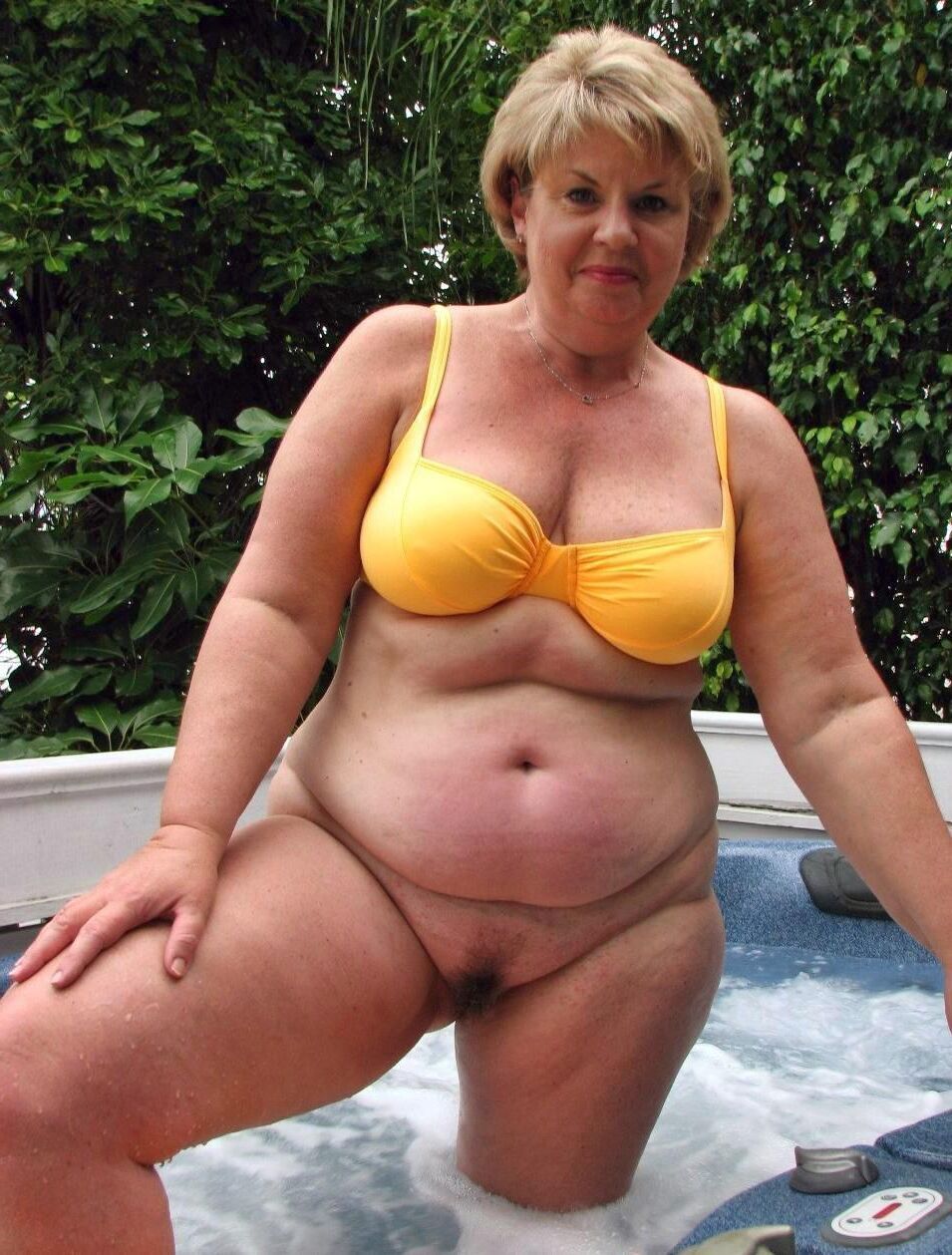 GILF Party 