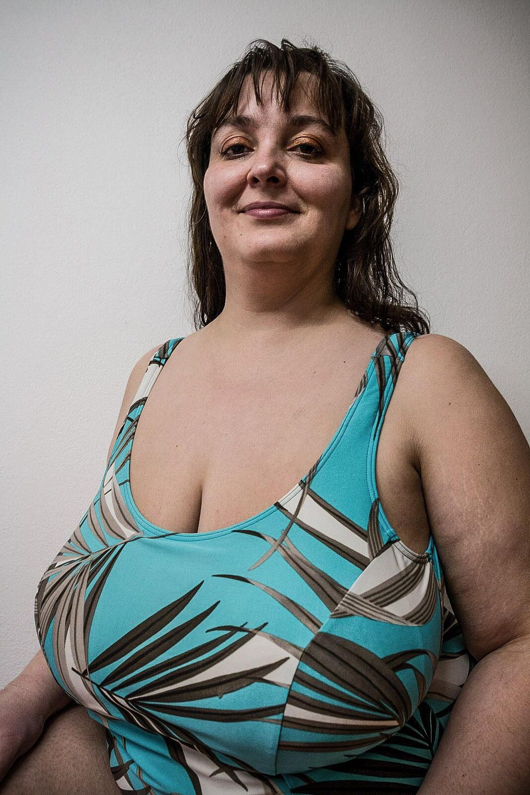 Charlotte et ses увеличение Grosses Mamelles de Laitière