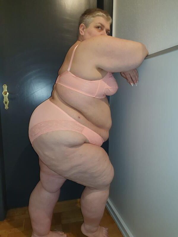 Gefällt Euch mein dicker, fetter SSBBW Body?