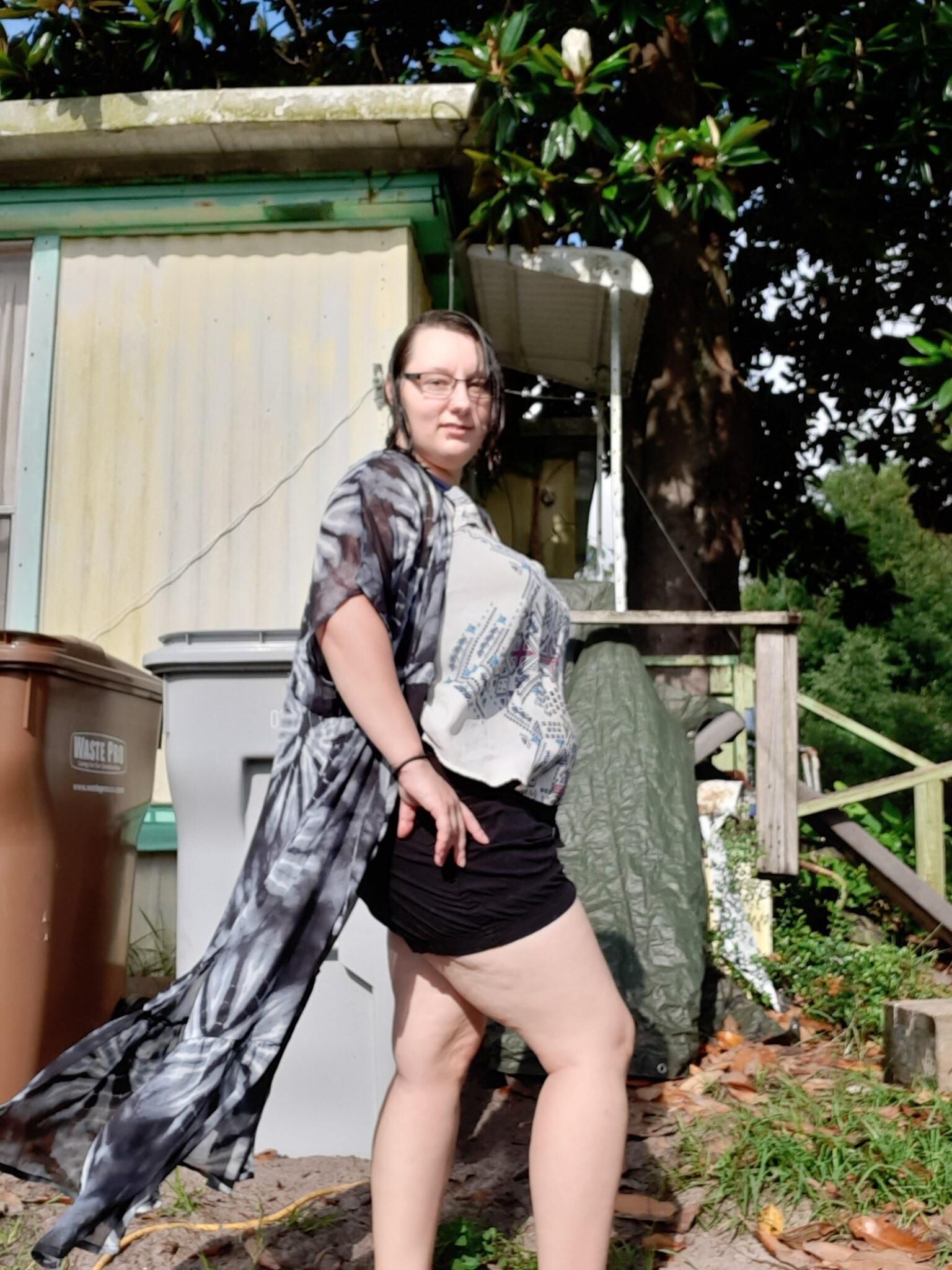 Courtni Big Ass Big Tits Sexy BBW Girl with Glasses Mixed Shots