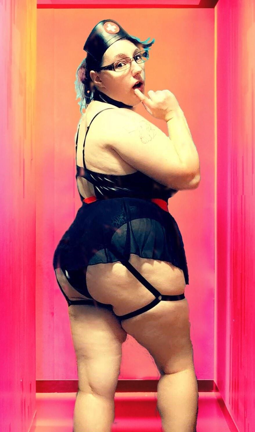 Courtni Big Ass Big Tits Sexy BBW Girl with Glasses Mixed Shots