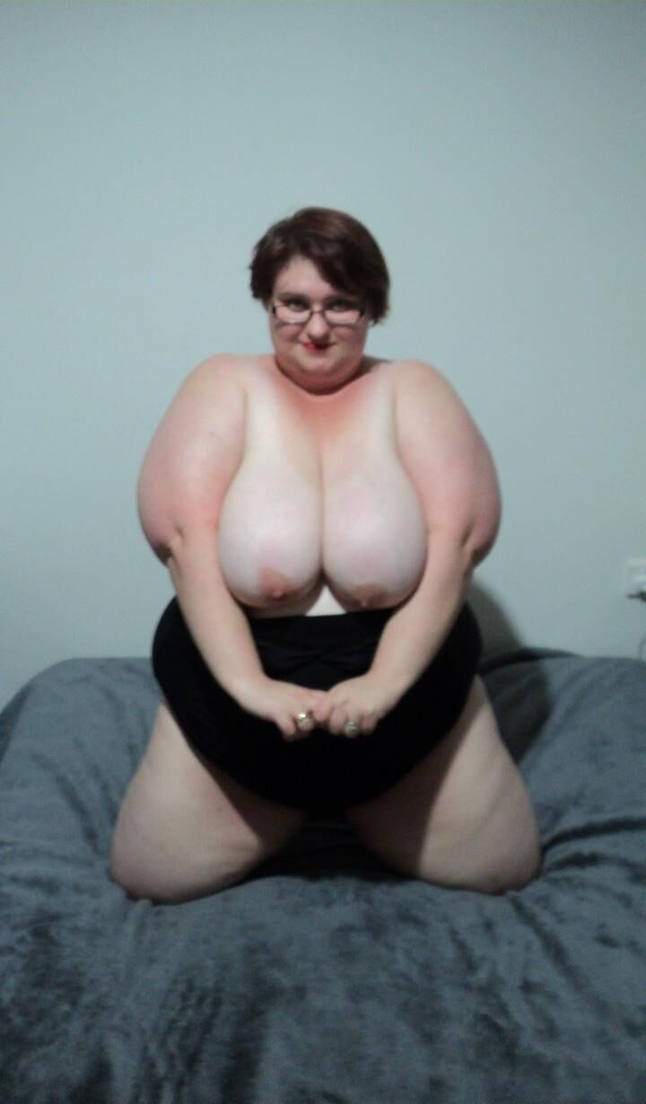 Une Splendide Belle Grosse Truie Parfaite pour la Saillie