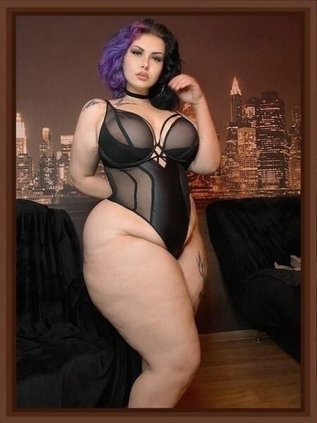 Amazing Hott and Sexy Big Beautiful Women