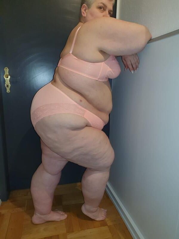 Gefällt Euch mein dicker, fetter SSBBW Body?