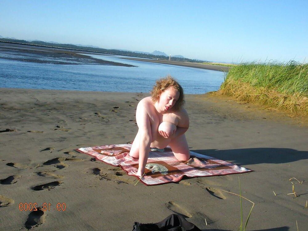 Bbw whore needs exposed.