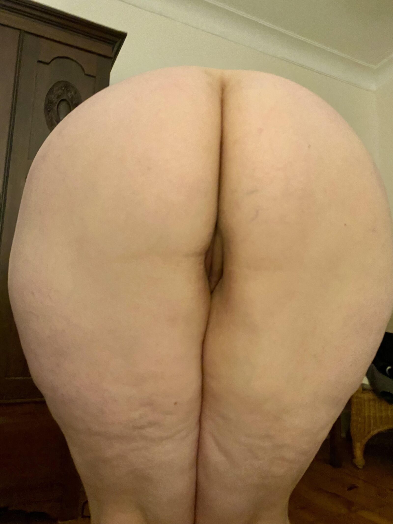 More Luscious Leigh Ass no