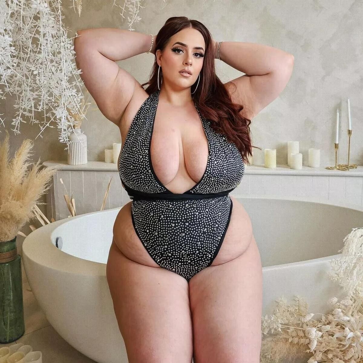 (SS)BBWs The Bigger, the Better The Jiggle