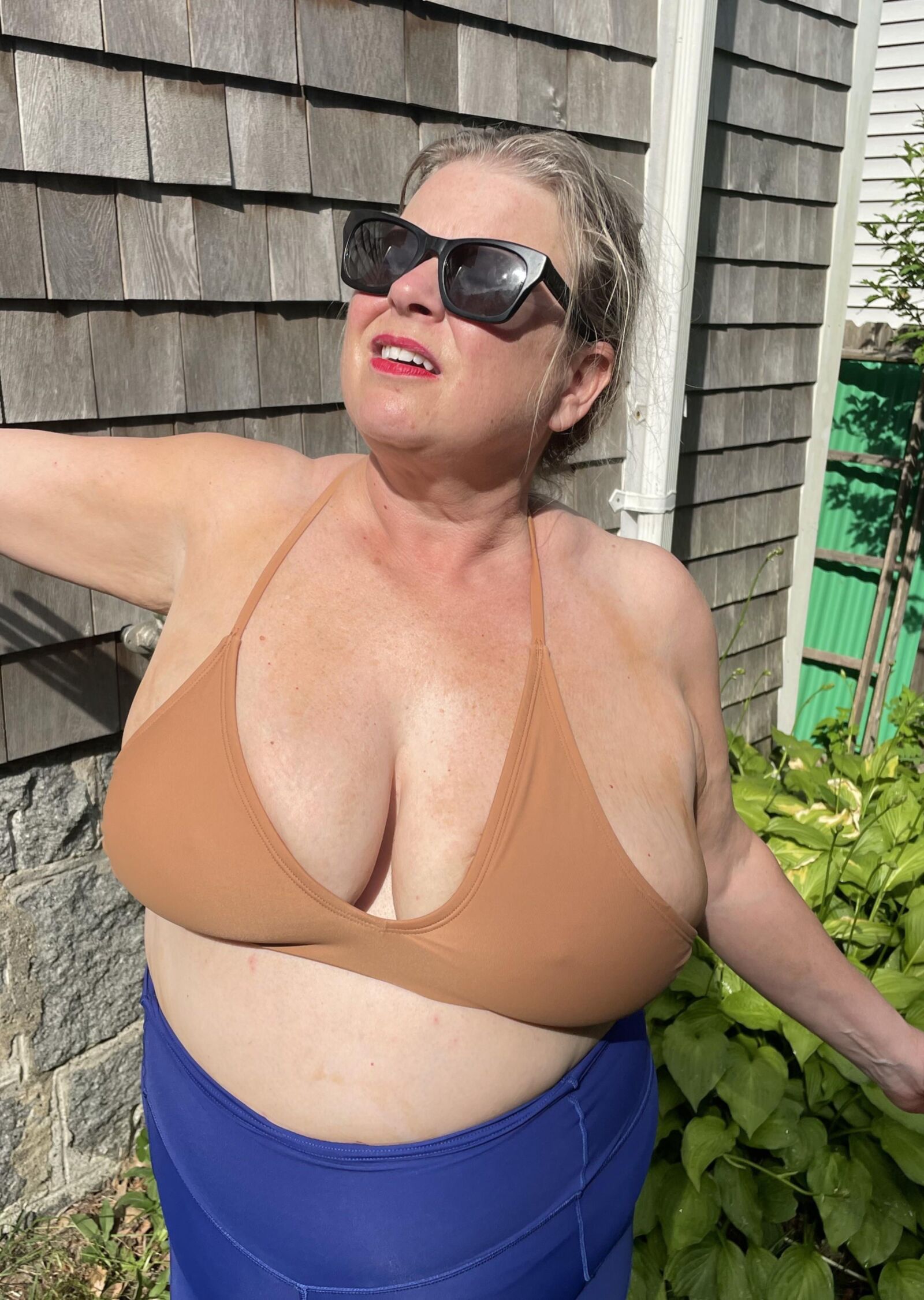 bikini brun