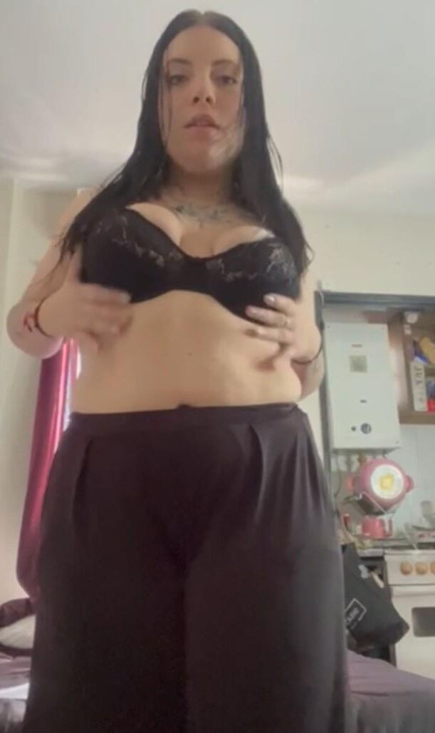 Fatties Am LXXII