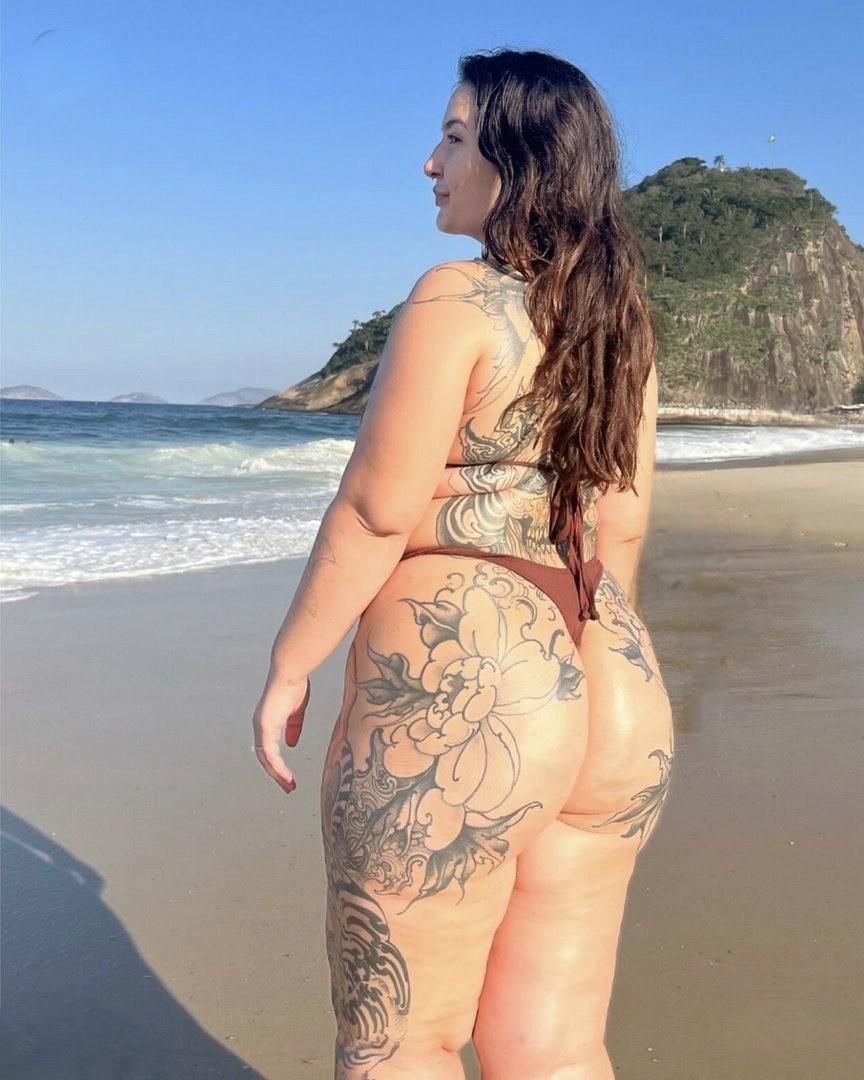Raquel Huge Ass Big Tits Tattooed Brazilian BBW Girl Hot Shots