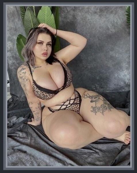 Hott and Sexy Big Beautiful Women