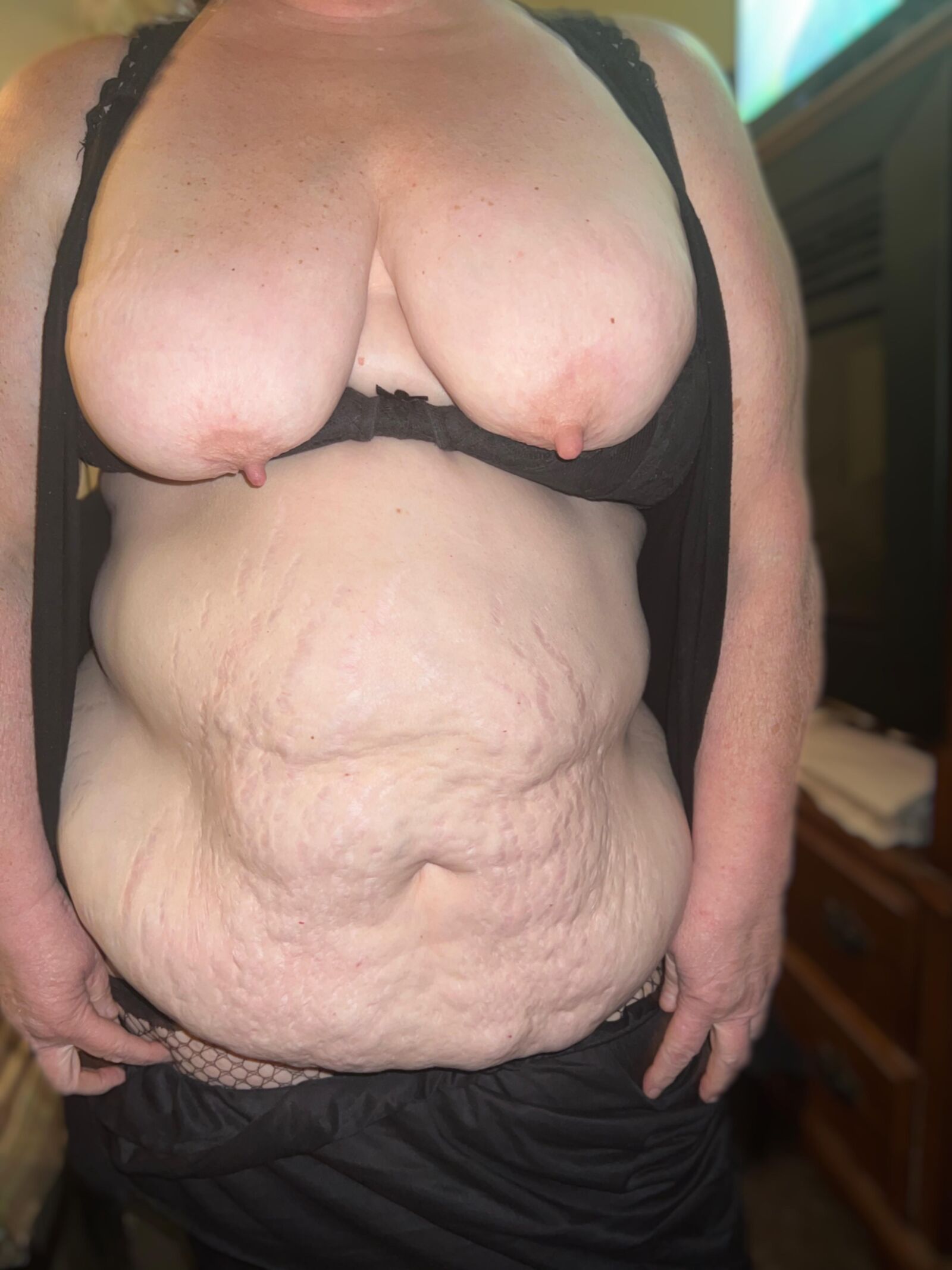 あなたが私の成熟したBBWの妻にジャークした場合のメッセージ