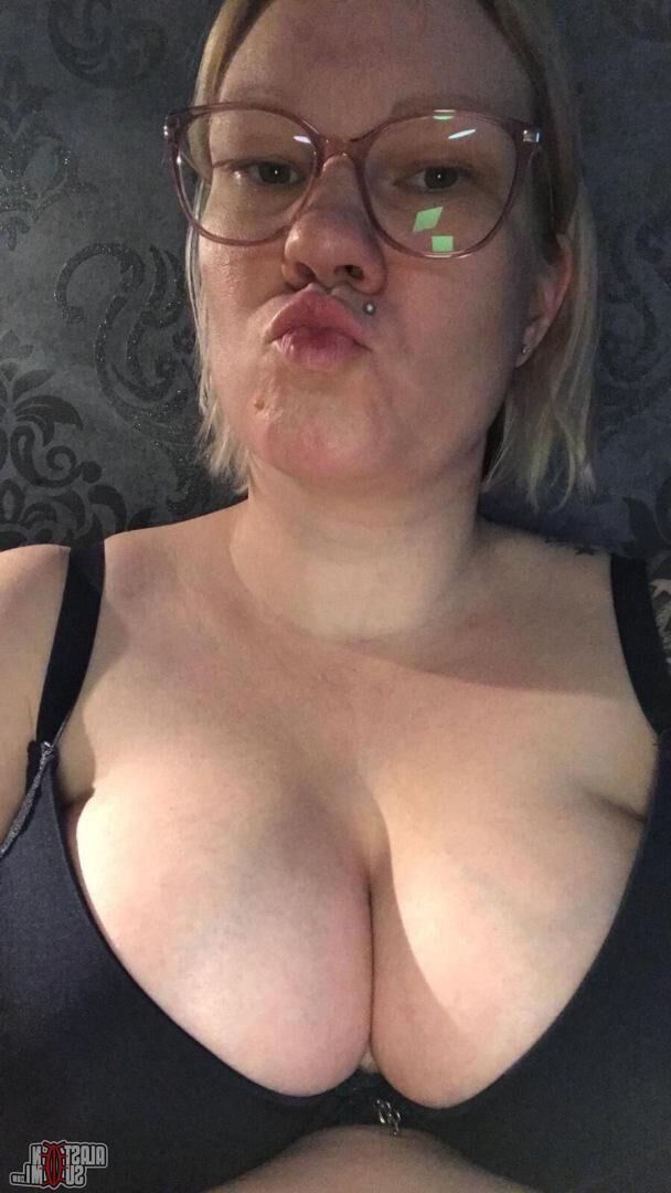 Bbw slut Beerit