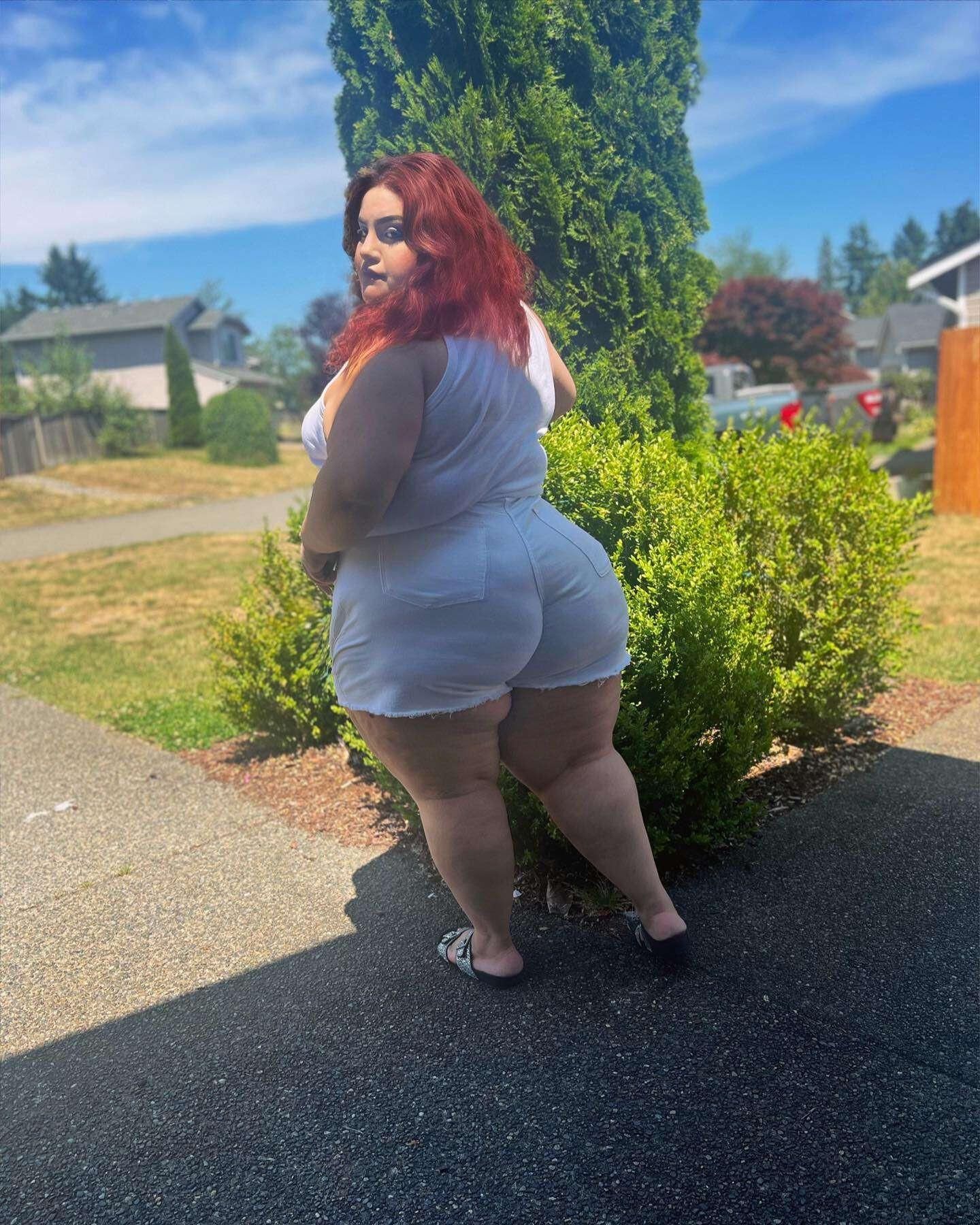 SSBBW Anali Sanchez von FB