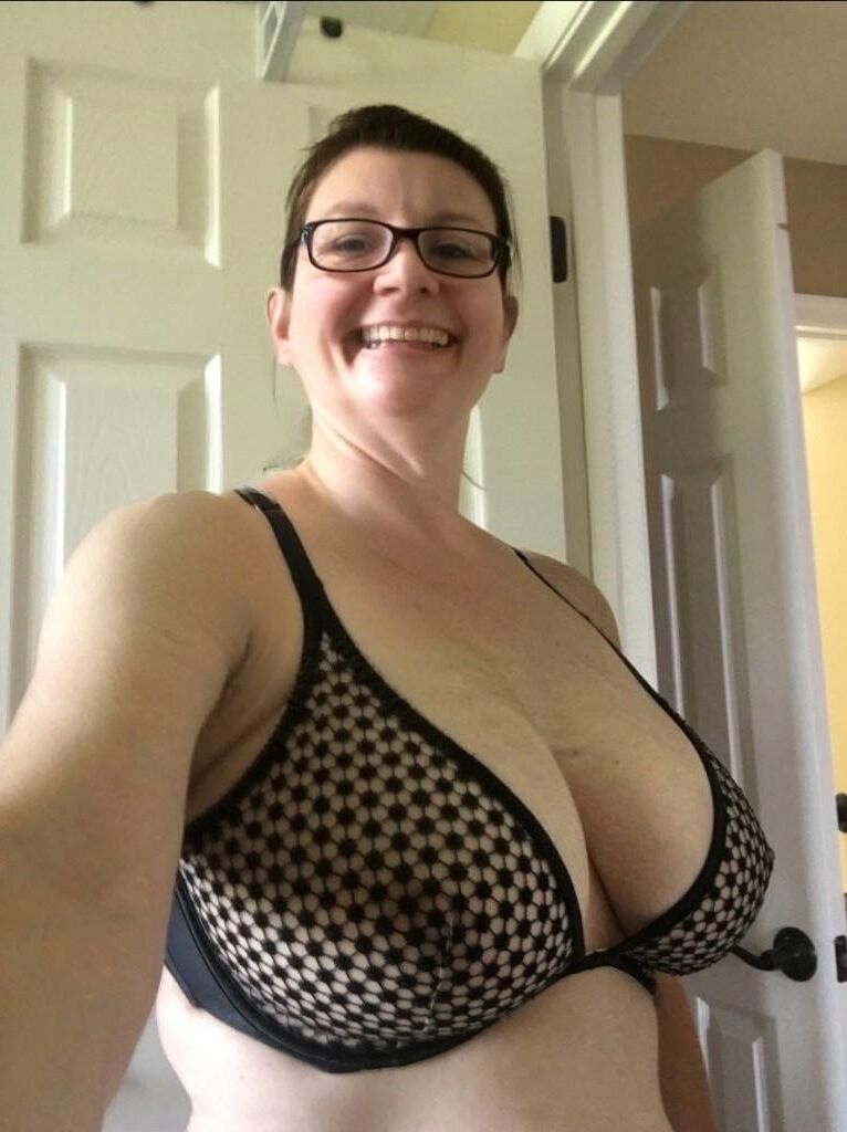 Chubby Moms