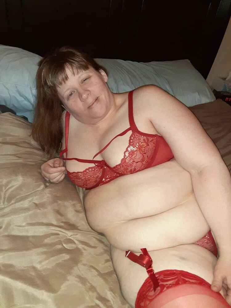 BBW Tanya in Lingerie