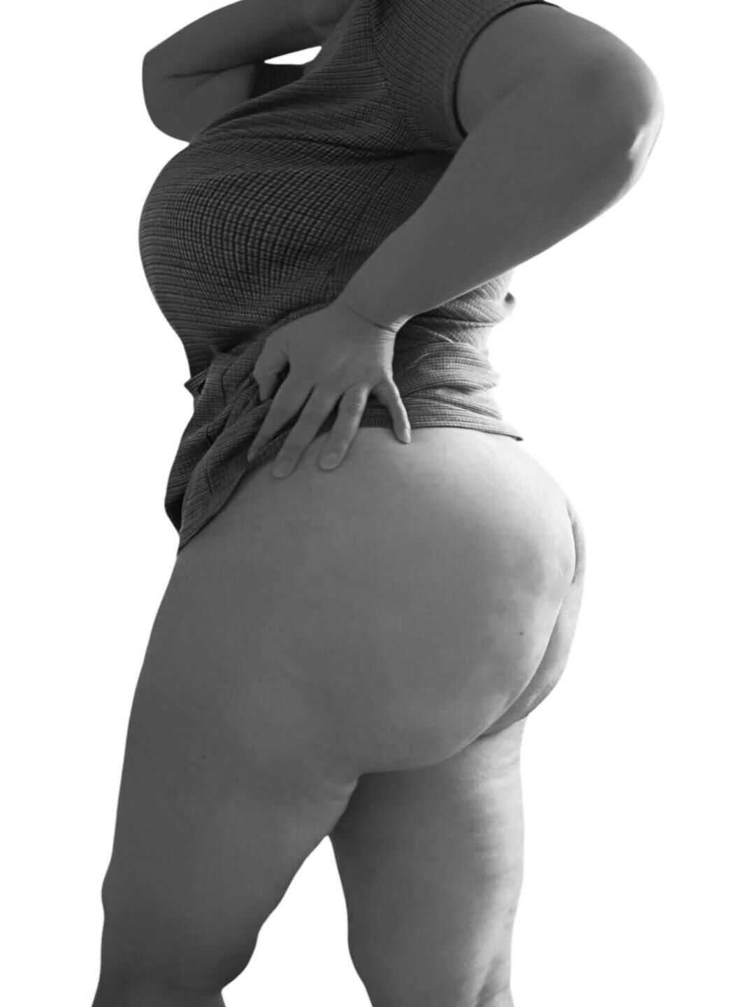 Jolly Wife udders seins exposés
