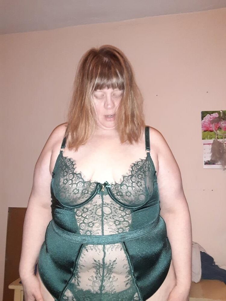 BBW Tanya in Lingerie
