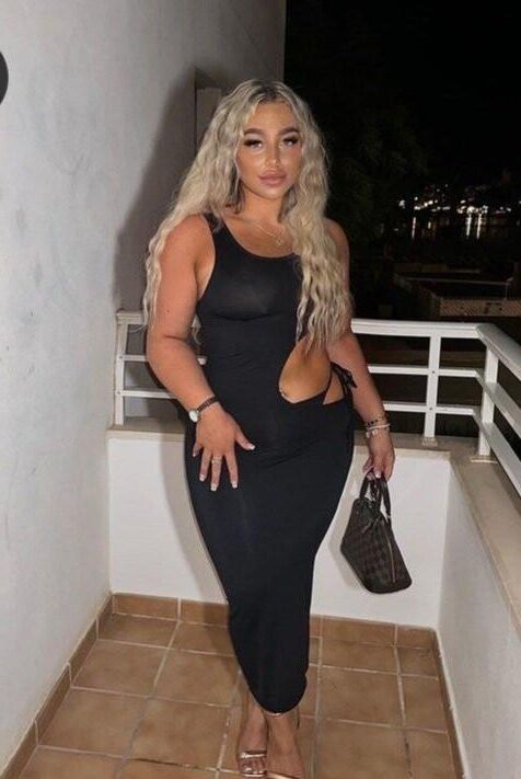 Curvy Girls 