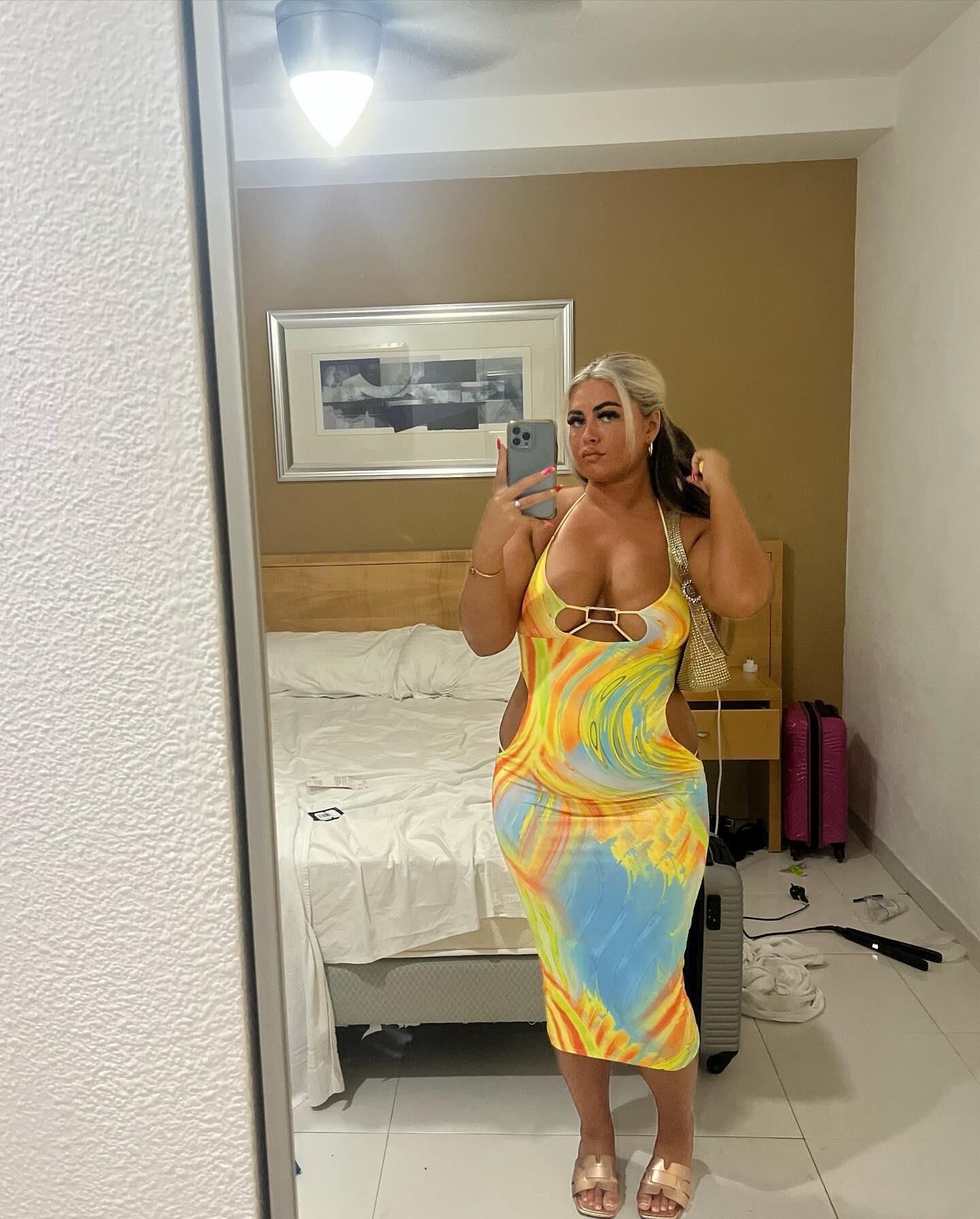 Curvy Girls 