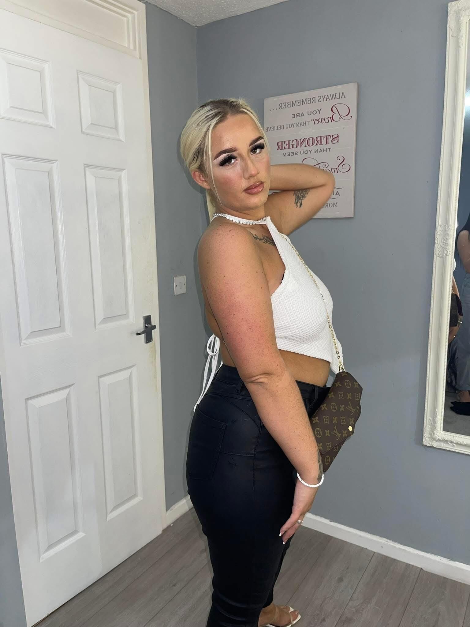 Curvy Girls 