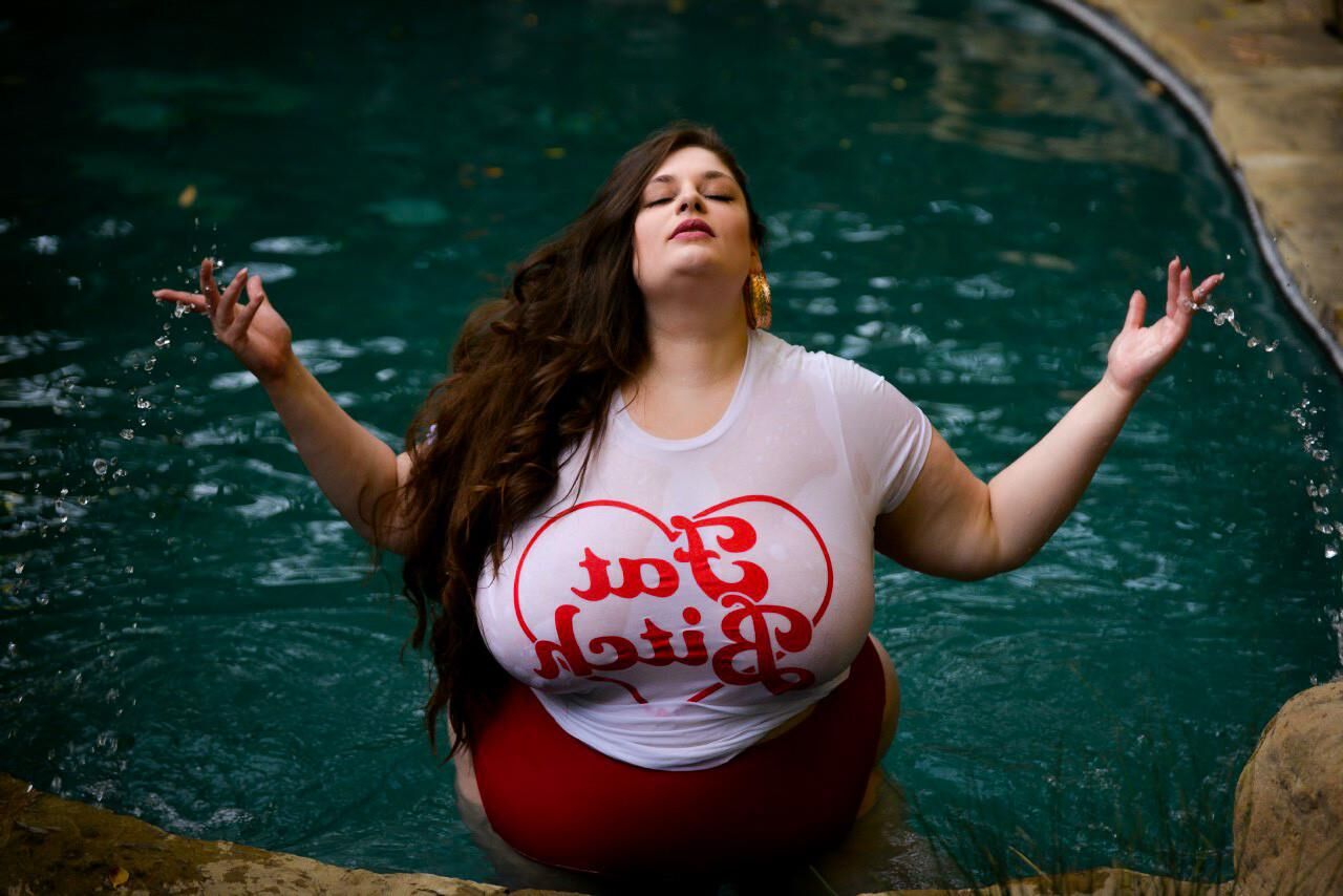 Patreon I. Mays Fat Suck Pool