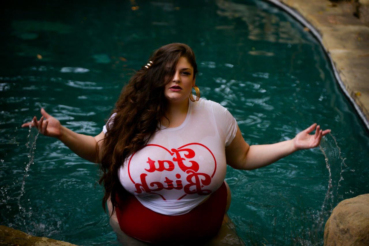 Patreon I. Mays Fat Suck Pool