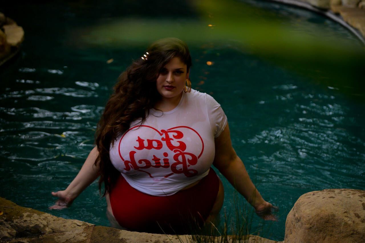 Patreon I. Mays Fat Suck Pool