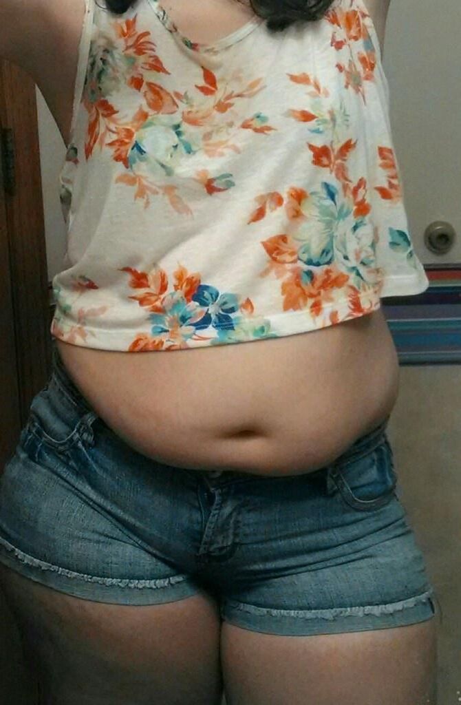 Liebe riesige Bauch.