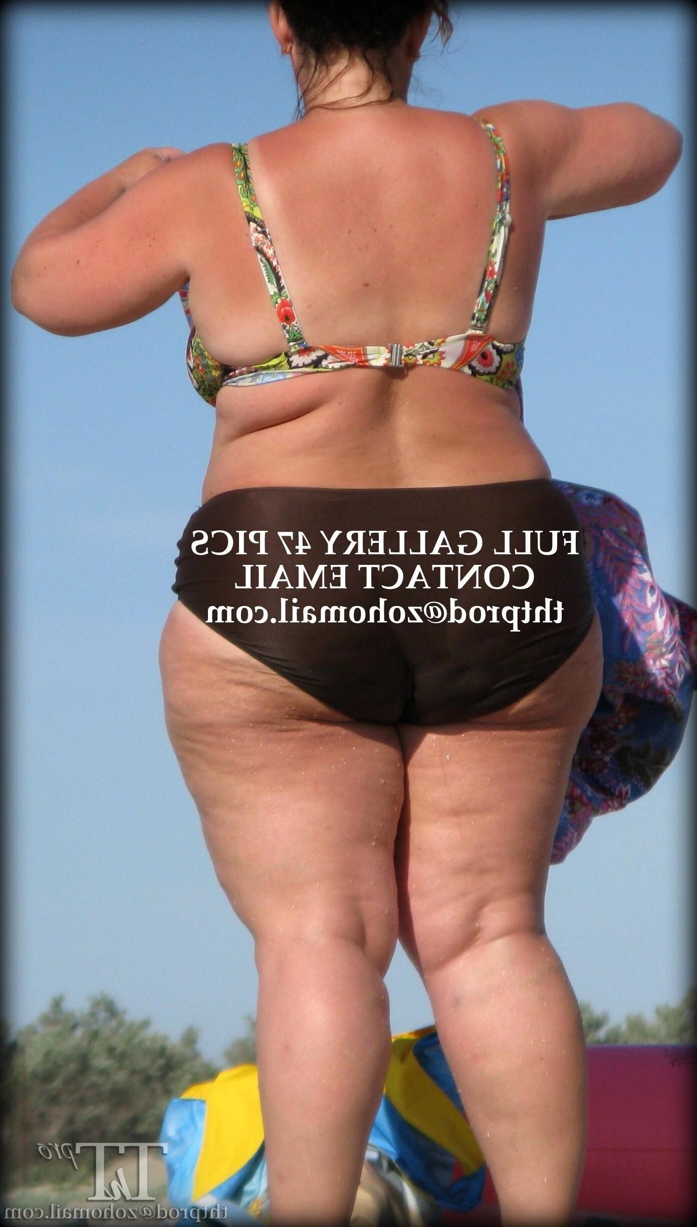 Big Titten Fat Ass am Strand