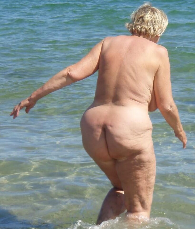 Jill Bbw Oma mit sexy Arsch ()