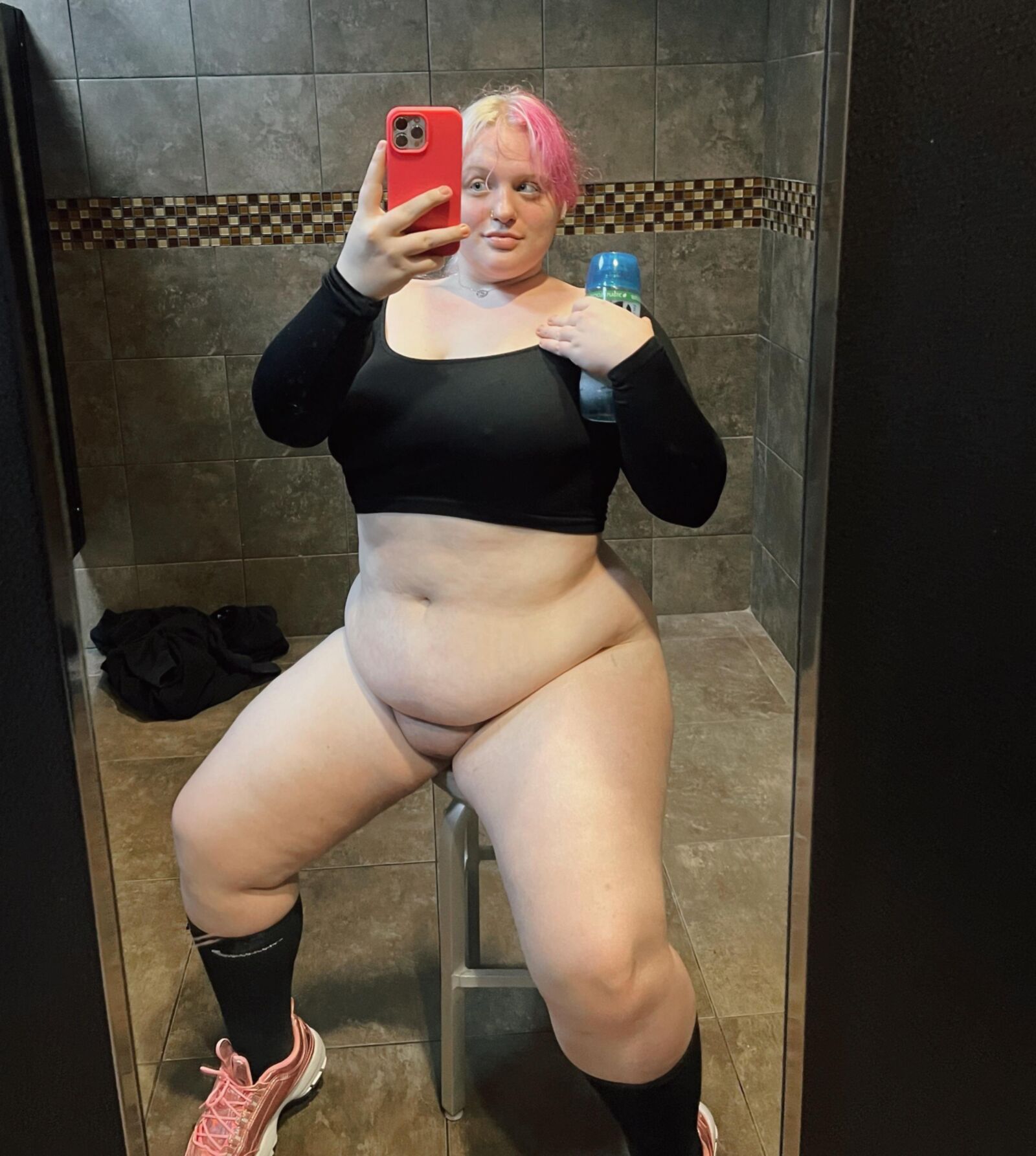 Thick Chicks