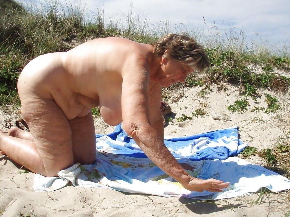 Jill Bbw Oma mit sexy Arsch ()