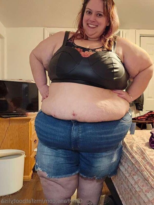 Liebe riesige Bauch.