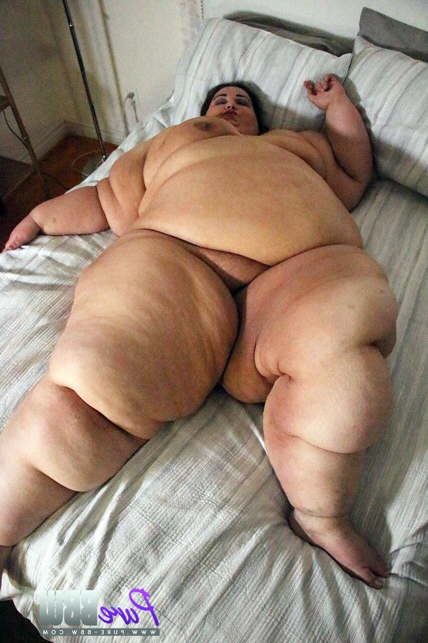 SSBBW Apple Bomb LBS Hottie
