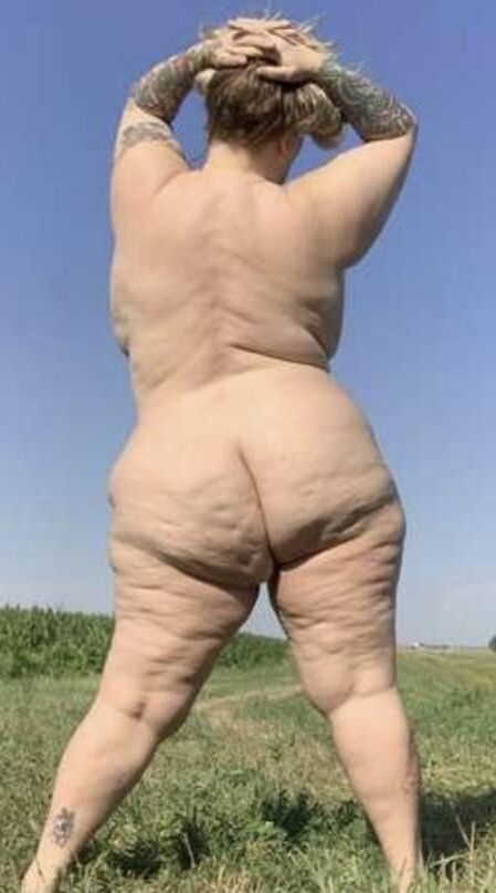 成熟したBBWクレア