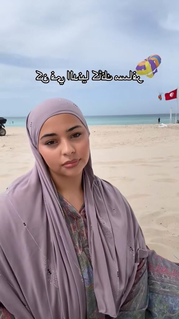 Puta esposa Hot Arab BBW Las grandes tetas expusieron su rostro degradó la degradaron